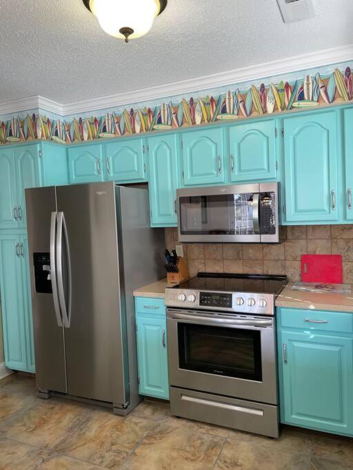 Beach Breeze 3, Pet Friendly, Walking Distance To Atlantic Ocean Free Parking Myrtle Beach Bagian luar foto