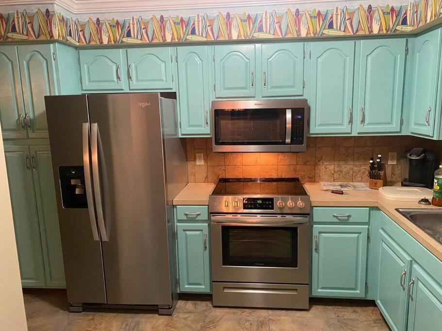 Beach Breeze 3, Pet Friendly, Walking Distance To Atlantic Ocean Free Parking Myrtle Beach Bagian luar foto