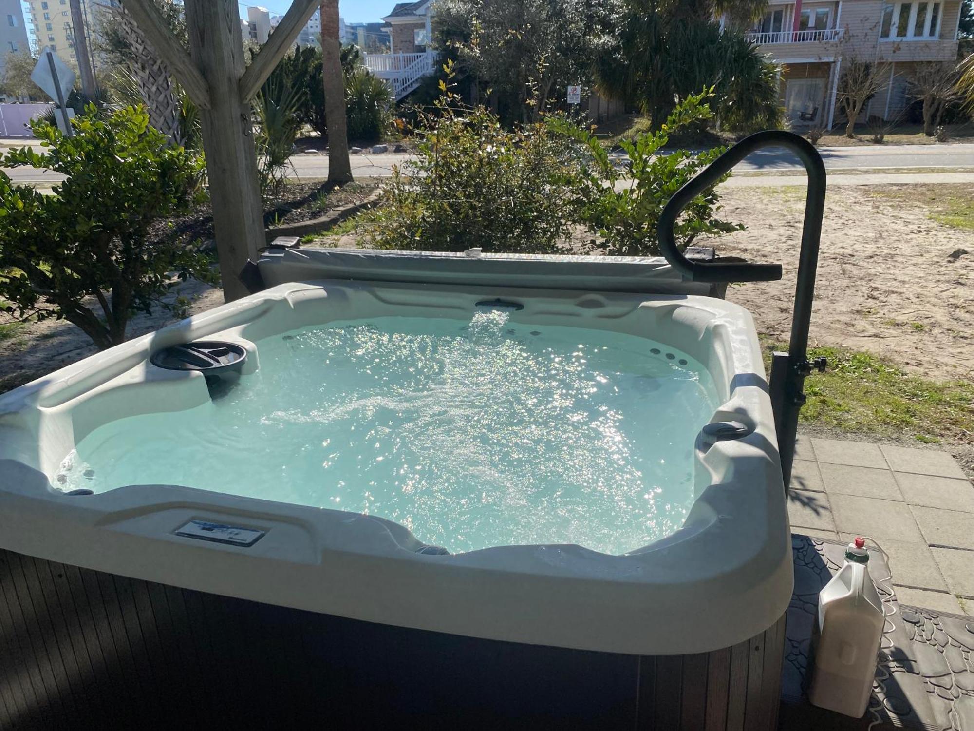 Beach Breeze 3, Pet Friendly, Walking Distance To Atlantic Ocean Free Parking Myrtle Beach Bagian luar foto